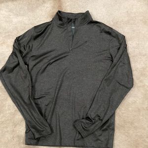 NWOT Under Armor large pull over